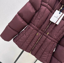Load image into Gallery viewer, Estom Jacket
