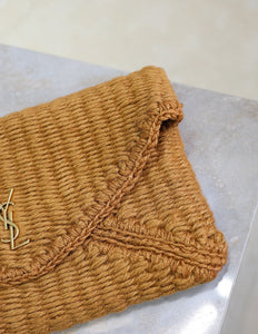 Cassandre Envelope Pouch