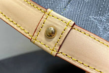 Load image into Gallery viewer, Cosmetic Pouch
