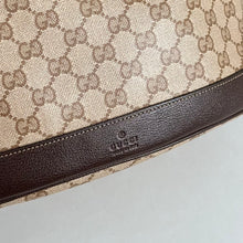 Load image into Gallery viewer, Venice Bucket Bag
