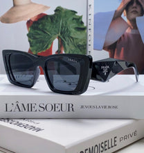 Load image into Gallery viewer, Logo Sunglasses
