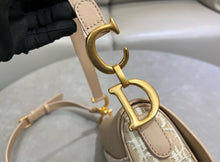 Load image into Gallery viewer, Saddle Bag
