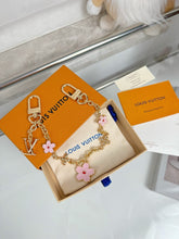 Load image into Gallery viewer, Bag Chain Charm
