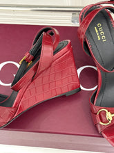 Load image into Gallery viewer, GG Sandals

