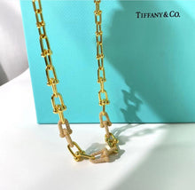 Load image into Gallery viewer, Large Link Necklace
