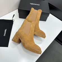Load image into Gallery viewer, Suede Boots
