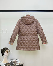 Load image into Gallery viewer, Quilted Jacket
