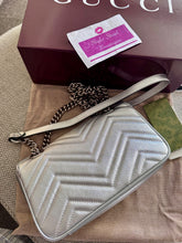 Load image into Gallery viewer, Marmont Small Shoulder Bag
