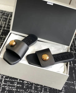 Pebble Mules