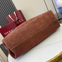 Load image into Gallery viewer, Maxi Softbit Bag
