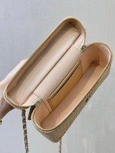 Load image into Gallery viewer, Trendy Vanity Raffia
