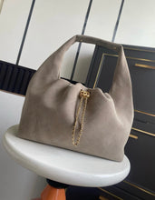 Load image into Gallery viewer, 26 Hobo
