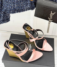 Load image into Gallery viewer, Cassandra Wedges
