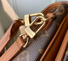 Load image into Gallery viewer, Pochette Metis
