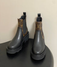 Load image into Gallery viewer, Beaubourg Boots
