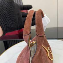 Load image into Gallery viewer, Medium Softbit Bag
