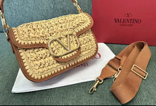 Load image into Gallery viewer, Raffia Shoulder Bag
