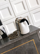 Load image into Gallery viewer, Raffia Classic Flap
