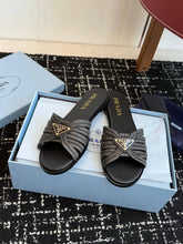 Load image into Gallery viewer, Leather Sandals
