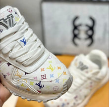 Load image into Gallery viewer, Logo Trainers
