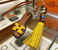 Load image into Gallery viewer, Sandal Bag Charm Keychain
