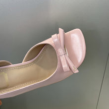 Load image into Gallery viewer, Bow Sandals
