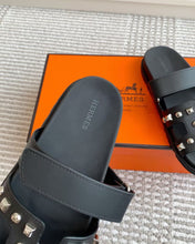 Load image into Gallery viewer, Chypre Sandals
