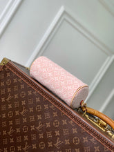 Load image into Gallery viewer, Papillon Bag
