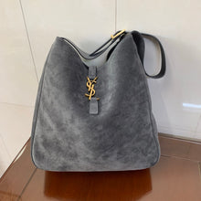 Load image into Gallery viewer, Le 5 Hobo
