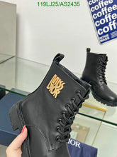 Load image into Gallery viewer, Leather Ankle Boots
