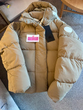 Load image into Gallery viewer, Junction Parka
