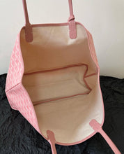 Load image into Gallery viewer, Saint Louis Tote
