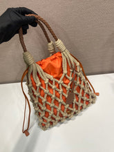 Load image into Gallery viewer, Noue Tote
