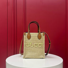 Load image into Gallery viewer, Mini Straw Tote
