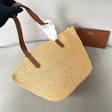 Load image into Gallery viewer, Raffia Basket Bag
