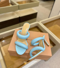 Load image into Gallery viewer, Bijoux Mules

