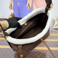 Load image into Gallery viewer, Carryall PM
