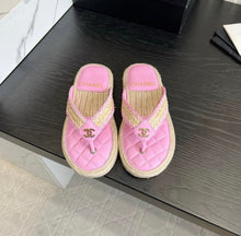 Load image into Gallery viewer, CC Sandals

