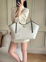 Load image into Gallery viewer, Maxi Tote
