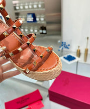 Load image into Gallery viewer, Rockstud Wedges
