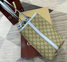 Load image into Gallery viewer, GG Shopping Bag
