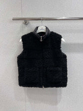 Load image into Gallery viewer, Planeze Gilet
