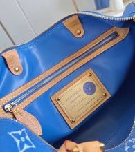 Load image into Gallery viewer, Speedy 40
