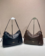 Load image into Gallery viewer, Aimee Medium Shoulder Bag
