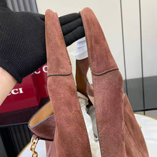 Load image into Gallery viewer, Maxi Softbit Bag
