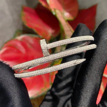 Load image into Gallery viewer, Juste Un Clou Double Bangle
