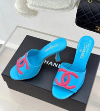 Load image into Gallery viewer, CC Sandals
