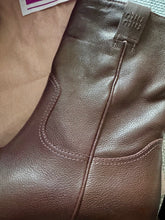 Load image into Gallery viewer, Logo Boots
