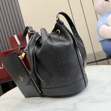 Load image into Gallery viewer, Venice Small Bucket Bag
