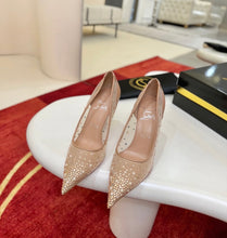 Load image into Gallery viewer, Perla Pumps
